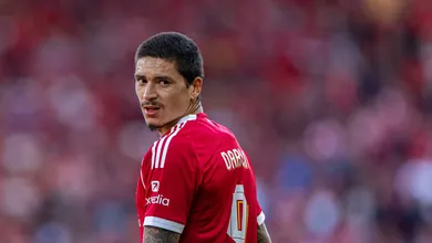 Liverpool acerta venda de N&uacute;&ntilde;ez ao Al-Hilal, mas pode desistir de Isak com nova atitude