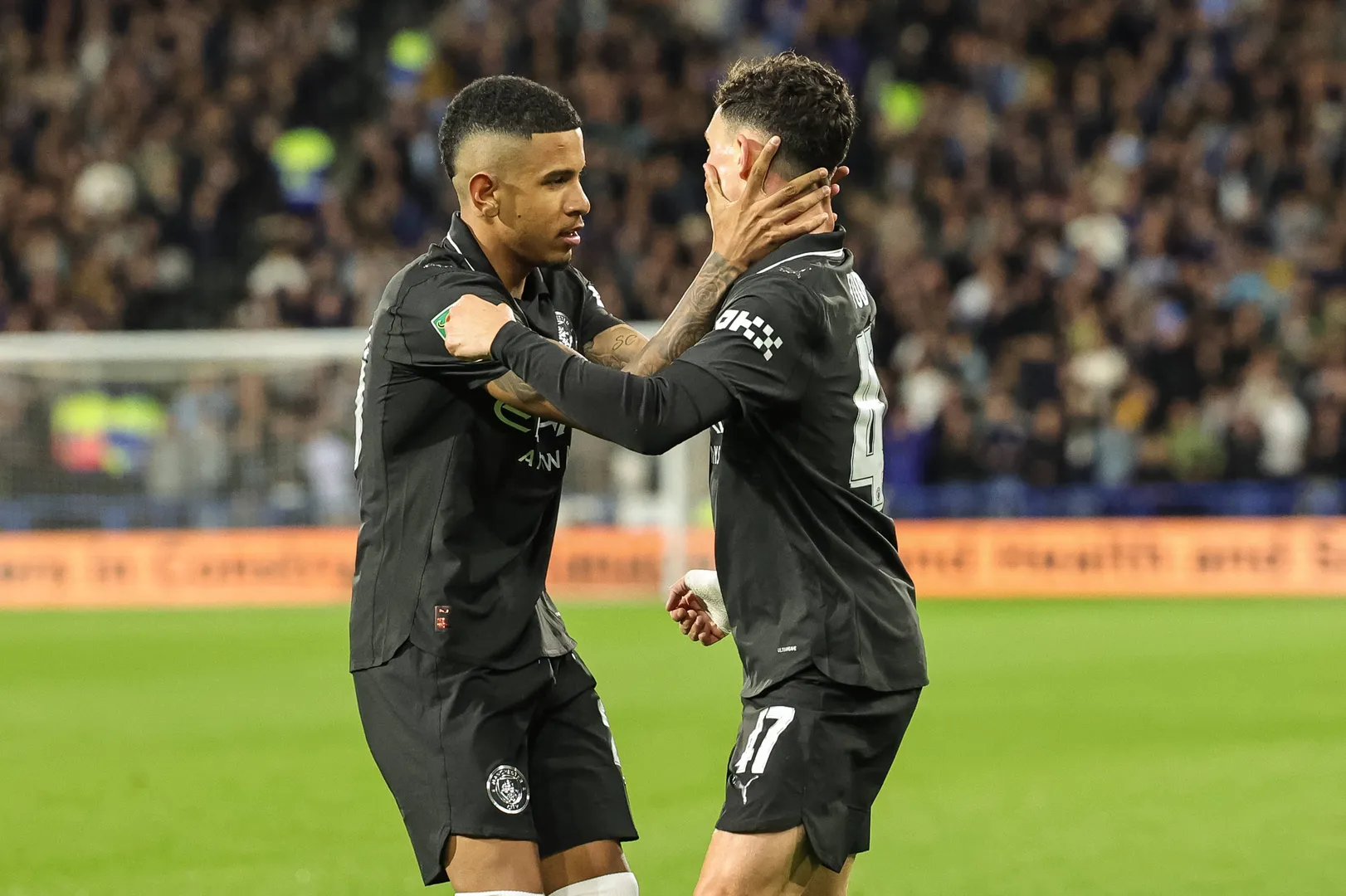 Savinho e Foden marcaram os gols do Manchester City (Foto: Imago)