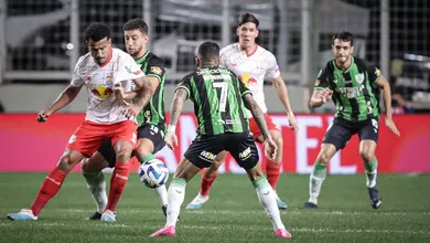 Am&eacute;rica e Bragantino fizeram um jogo de altern&acirc;ncias, em que prevaleceu o empate