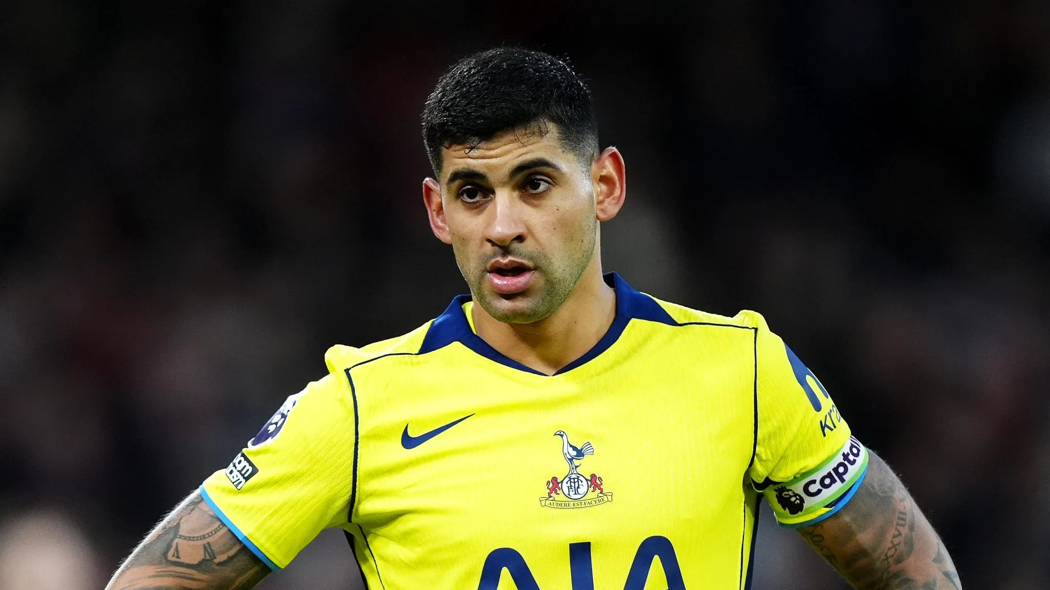 &lsquo;S&oacute; aparece para contar mentiras&rsquo;: Cuti Romero faz duras acusa&ccedil;&otilde;es no Tottenham