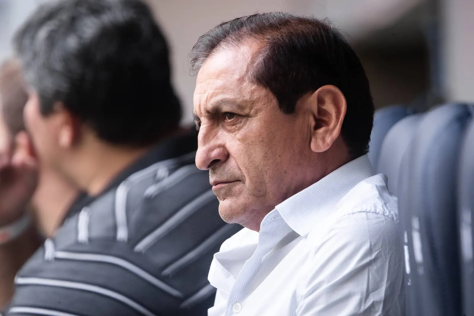 Sem Paulinho, Vasco vai precisar come&ccedil;ar a encontrar nova forma&ccedil;&atilde;o do meio j&aacute; contra o Nova Igua&ccedil;u, pelo Carioca