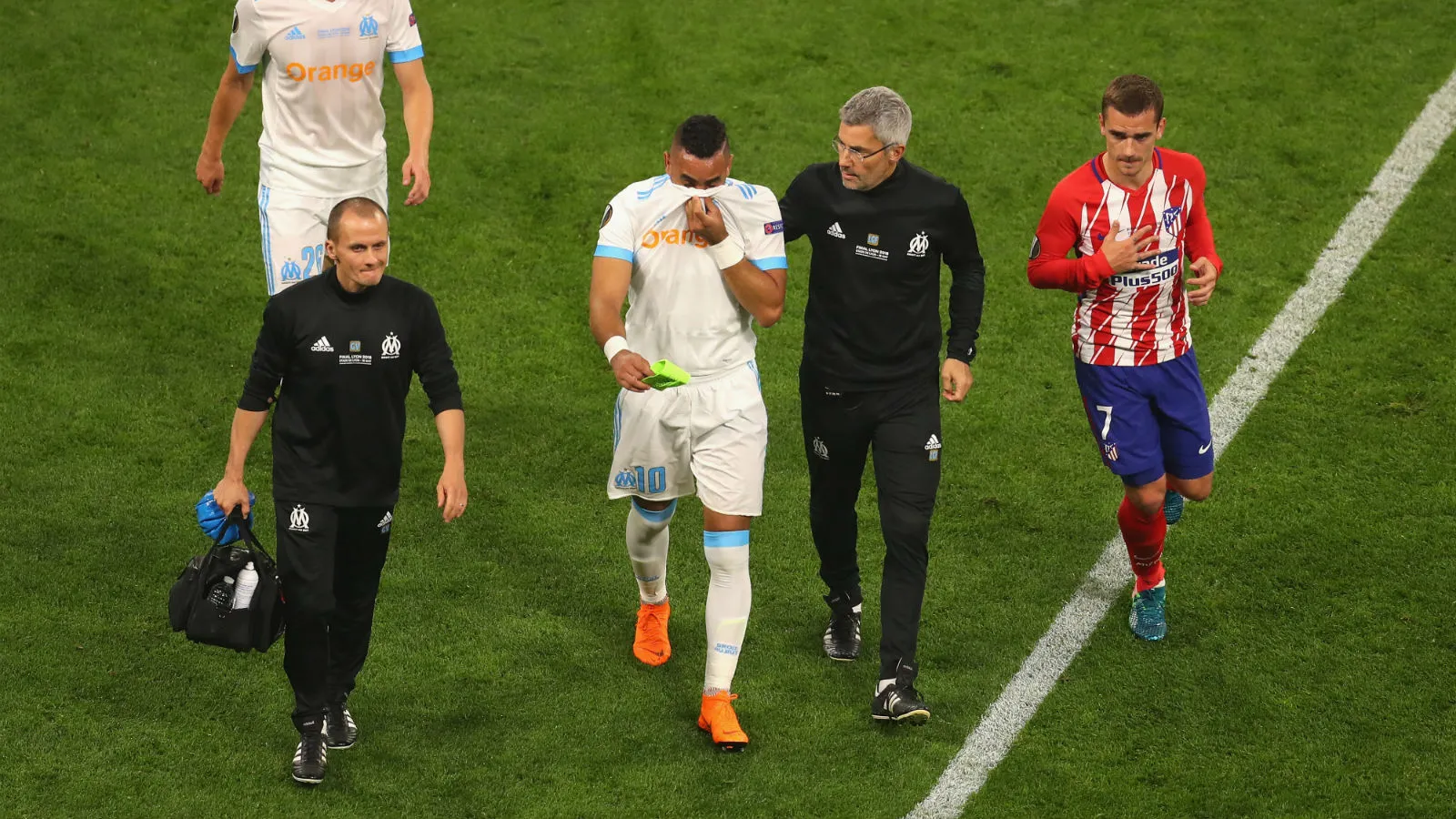 As l&aacute;grimas de Payet s&atilde;o a decep&ccedil;&atilde;o partilhada por cada torcedor do Olympique de Marseille