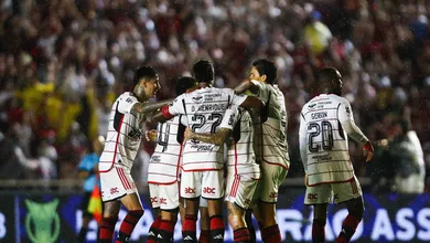 Como Tite deu confian&ccedil;a ao Flamengo e trouxe solidez aos tr&ecirc;s est&aacute;gios fundamentais