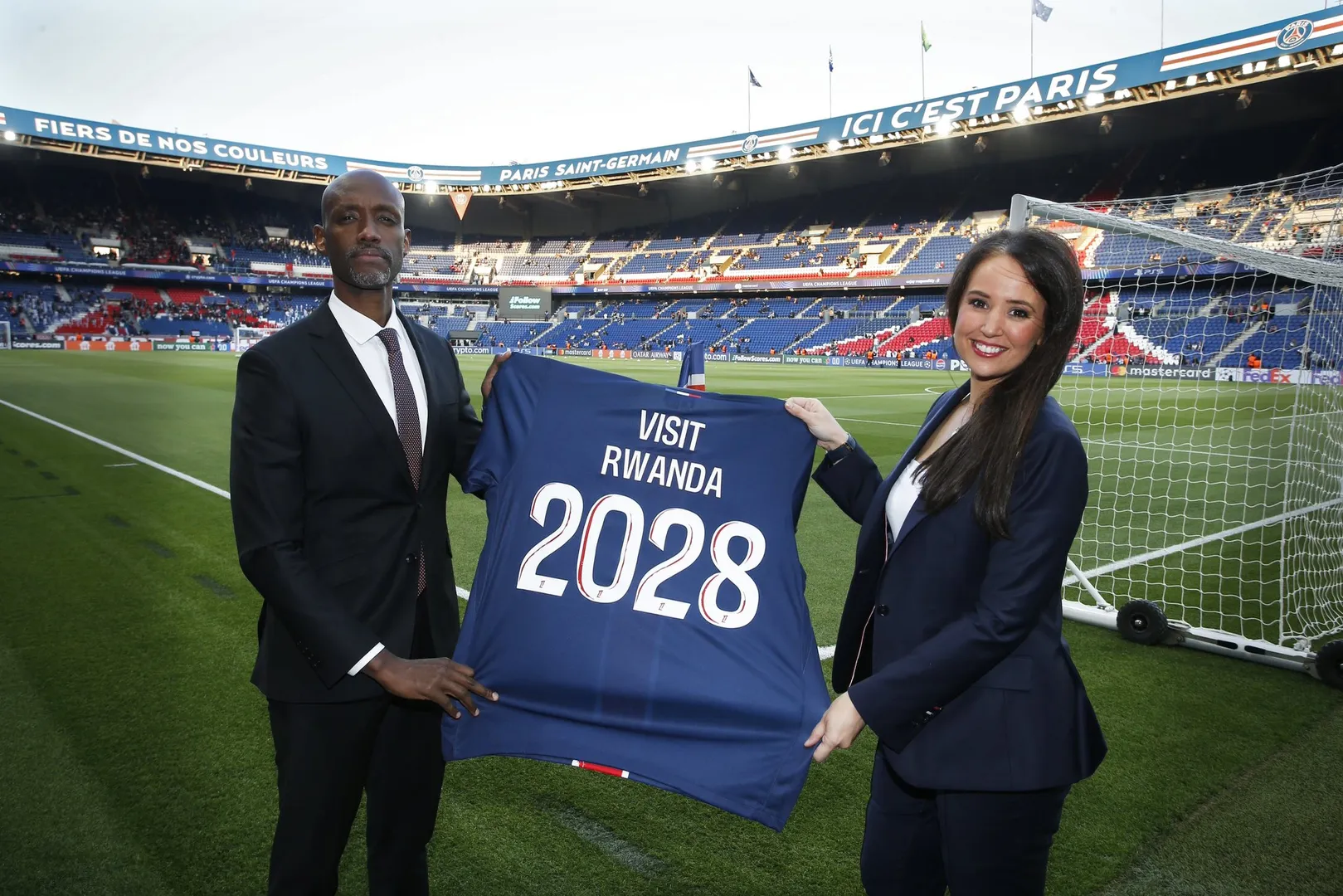 PSG renova parceria com a Visit Rwanda at&eacute; 2028