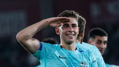 Garotos de La Masia decidem, e Barcelona se aproxima do vice com vit&oacute;ria sobre Almer&iacute;a