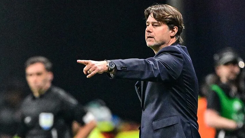 Pochettino, t&eacute;cnico dos Estados Unidos, durante confronto com a B&eacute;lgica
