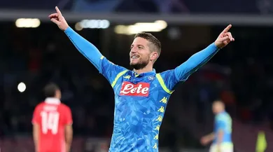 Mertens: &ldquo;Eu evolui jogando em N&aacute;poles, amo a cidade e me sinto em casa&rdquo;