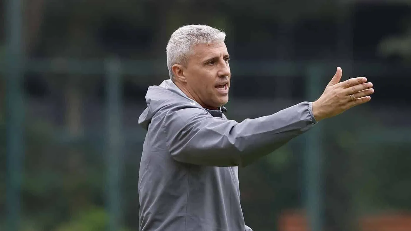Volante recusou propostas de outros clubes para virar &lsquo;refor&ccedil;o&rsquo; de Crespo no S&atilde;o Paulo