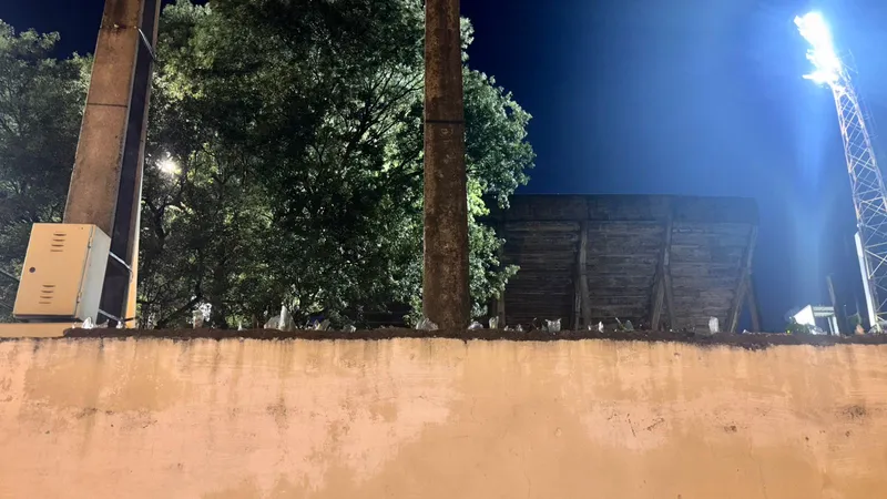 Muros do Est&aacute;dio Rogelio Silvino Livieres, um "sistema de seguran&ccedil;a cl&aacute;ssico" para os muros do est&aacute;dio