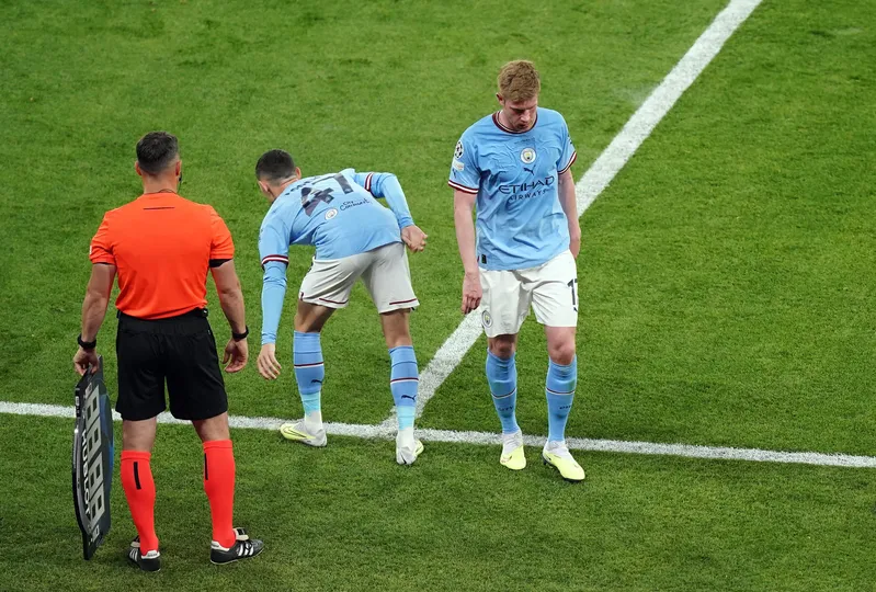 Foden foi o substituto de De Bruyne na final da Champions League (Foto: Icon Sport)