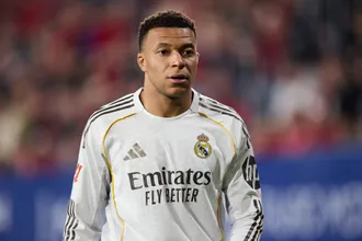 &lsquo;Mbapp&eacute; veio para a Fran&ccedil;a porque n&atilde;o confia nos m&eacute;dicos do Real Madrid&rsquo;