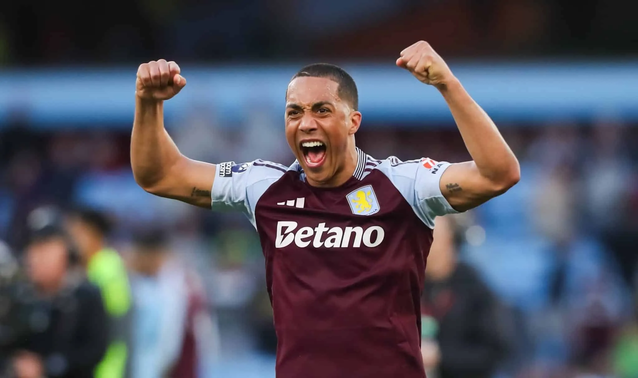 Tielemans faz Aston Villa sobreviver na disputa pela Champions ao bater Fulham sem brasileiros
