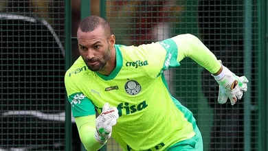 Perto de 200 vit&oacute;rias pelo Palmeiras, Weverton segue sob suspeita: era s&oacute; m&aacute;-fase?