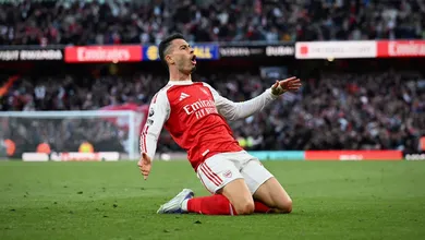 &lsquo;Arte e brilhantismo&rsquo;: Jornais ingleses se rendem a gola&ccedil;o de Martinelli pelo Arsenal