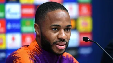 Sterling: &ldquo;Ganhar o jogo machuca os racistas ainda mais do que sair de campo&rdquo;