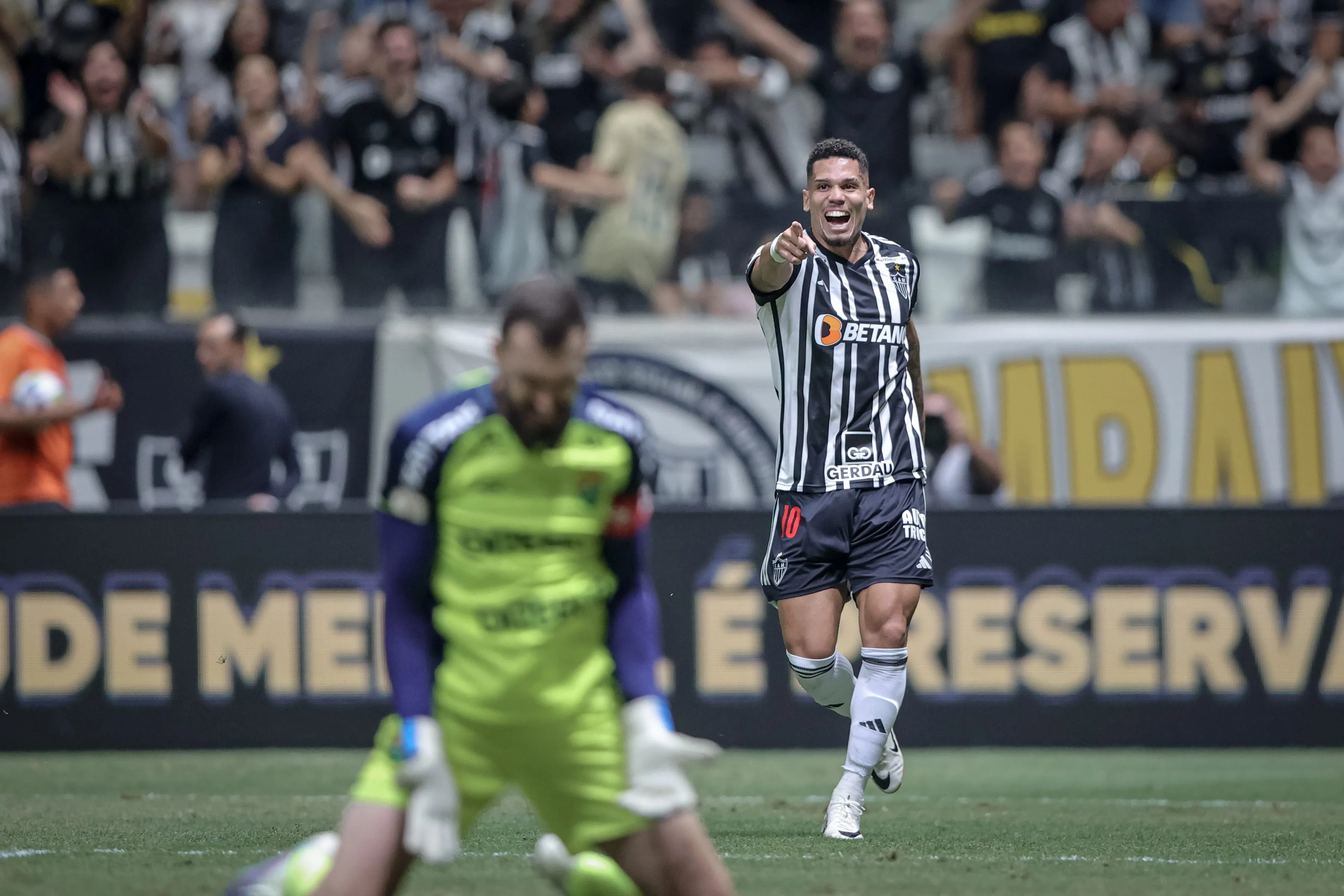 Arena Paulinho: Atacante decide de novo e Atl&eacute;tico-MG vence o Cuiab&aacute;