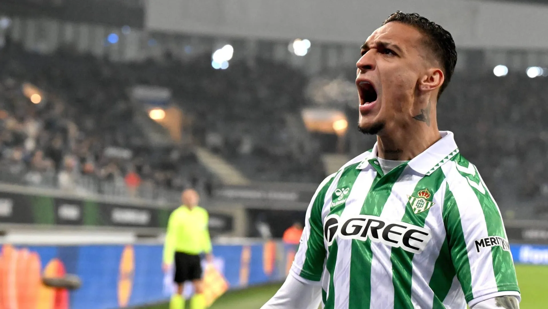 Antony, atacante do Betis