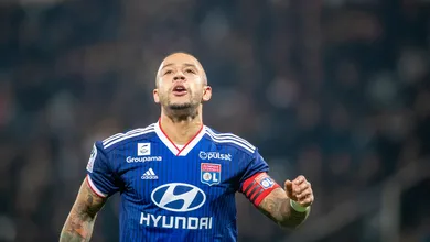 M&aacute;s not&iacute;cias para o Lyon: derrota no fim para o Rennes e Depay fora por pelo menos seis meses