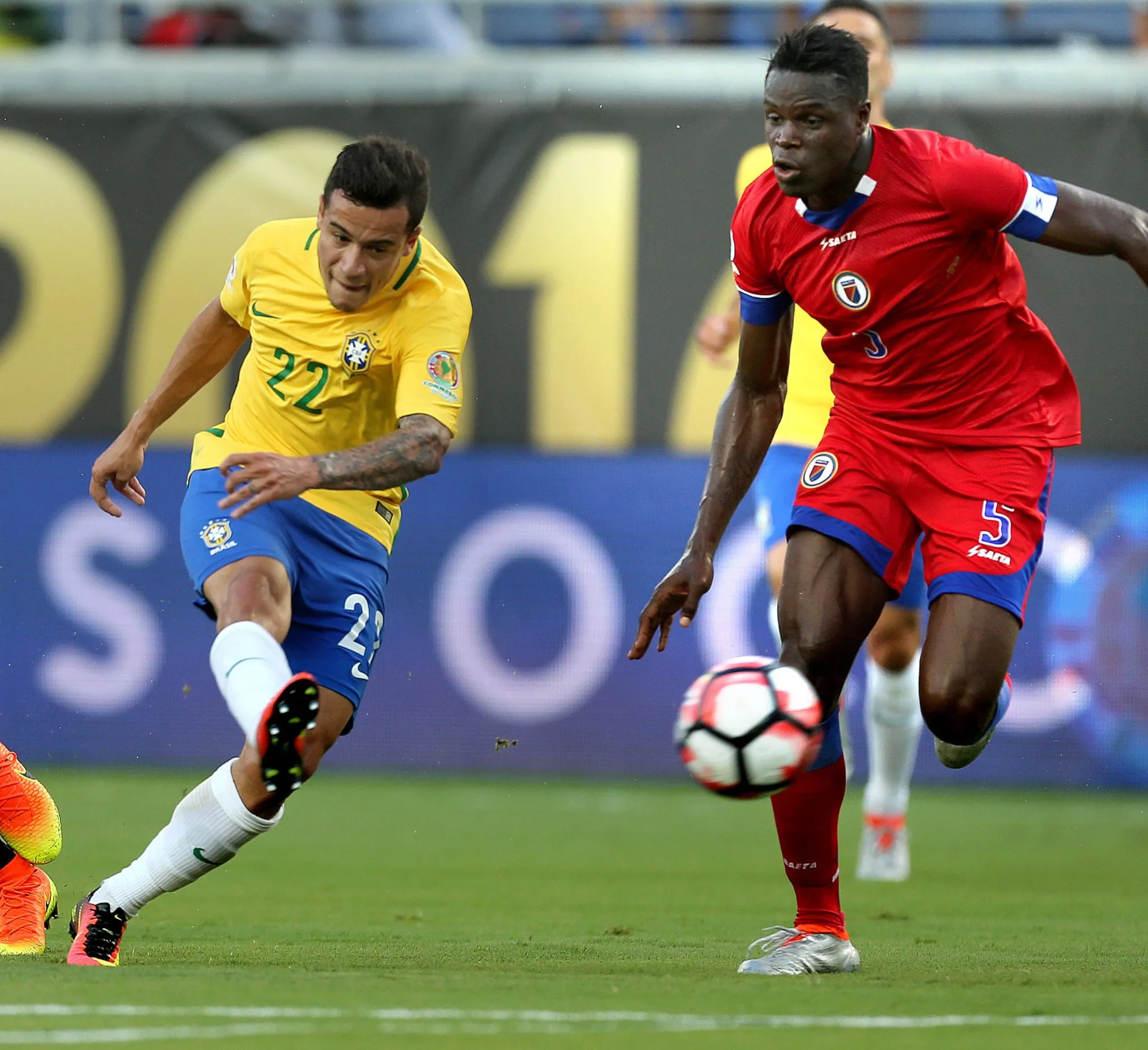 Coutinho durante confronto entre Brasil e Haiti na Copa Am&eacute;rica de 2016 (Foto: IMAGO / ZUMA Press Wire)