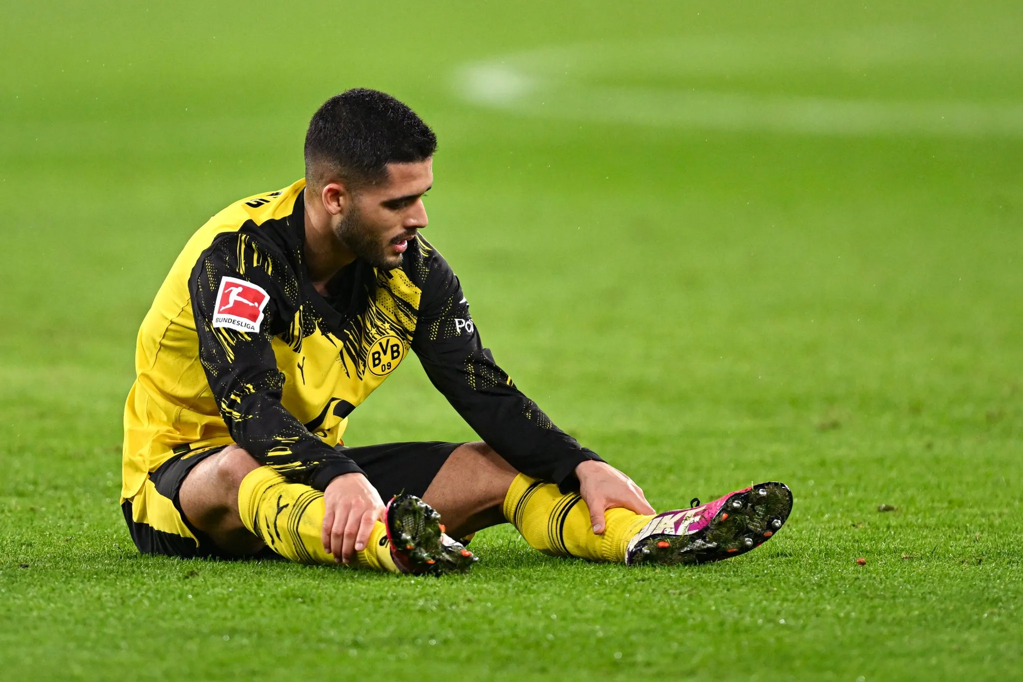 Yan Couto pelo Borussia Dortmund