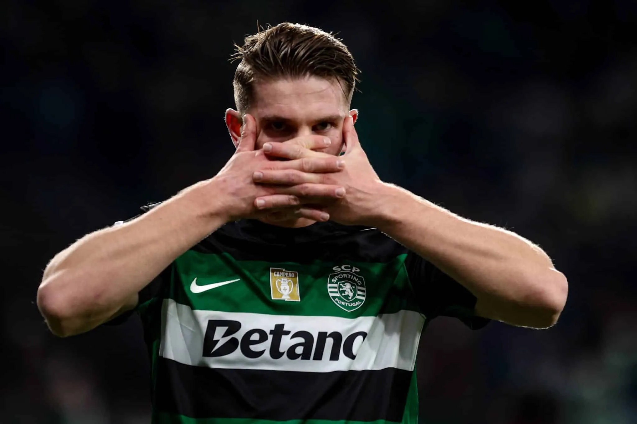 Gy&ouml;keres elogia dois clubes ingleses e destaca atua&ccedil;&atilde;o de brasileiro na Champions