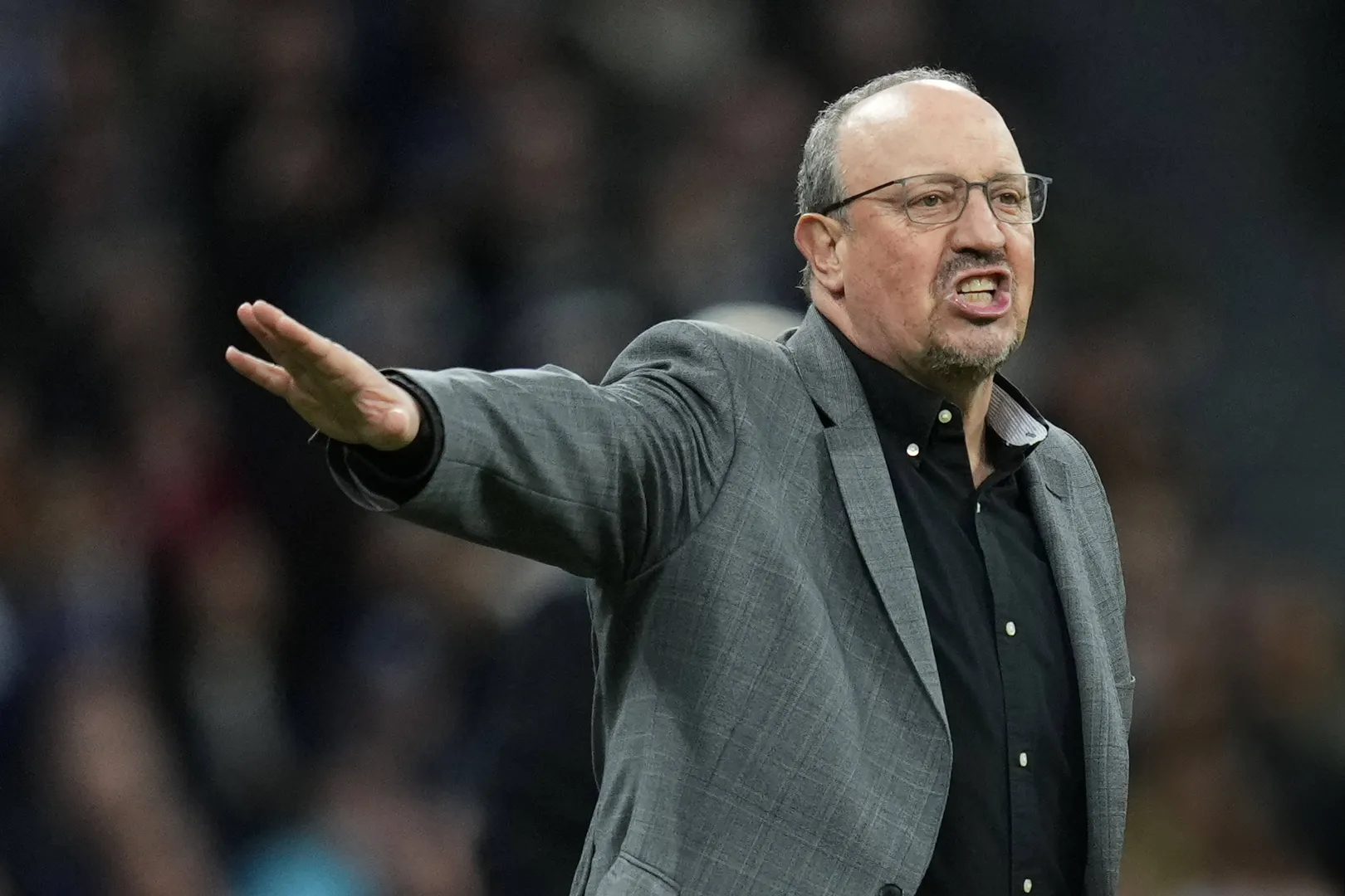 Rafa Ben&iacute;tez est&aacute; sem clube desde a sa&iacute;da do Celta de Vigo, em 2024 (Foto: Imago)