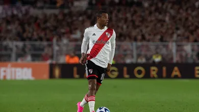 Flamengo age para acertar com De La Cruz e L&eacute;o Ortiz sem fugir do planejamento