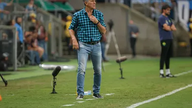Renato explica melhora defensiva e comemora momento do Gr&ecirc;mio antes de decis&atilde;o
