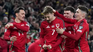 Pa&iacute;s de Gales sonha com a Eurocopa ao passar o carro pela Finl&acirc;ndia