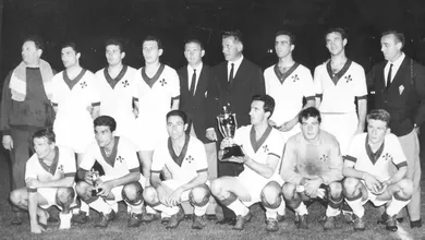 Como foi o primeiro t&iacute;tulo continental da Fiorentina: A conquista da Recopa Europeia de 1960/61