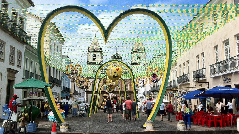 Recife holandesa? Nesta semana, a capital invadida pela Holanda &eacute; Salvador