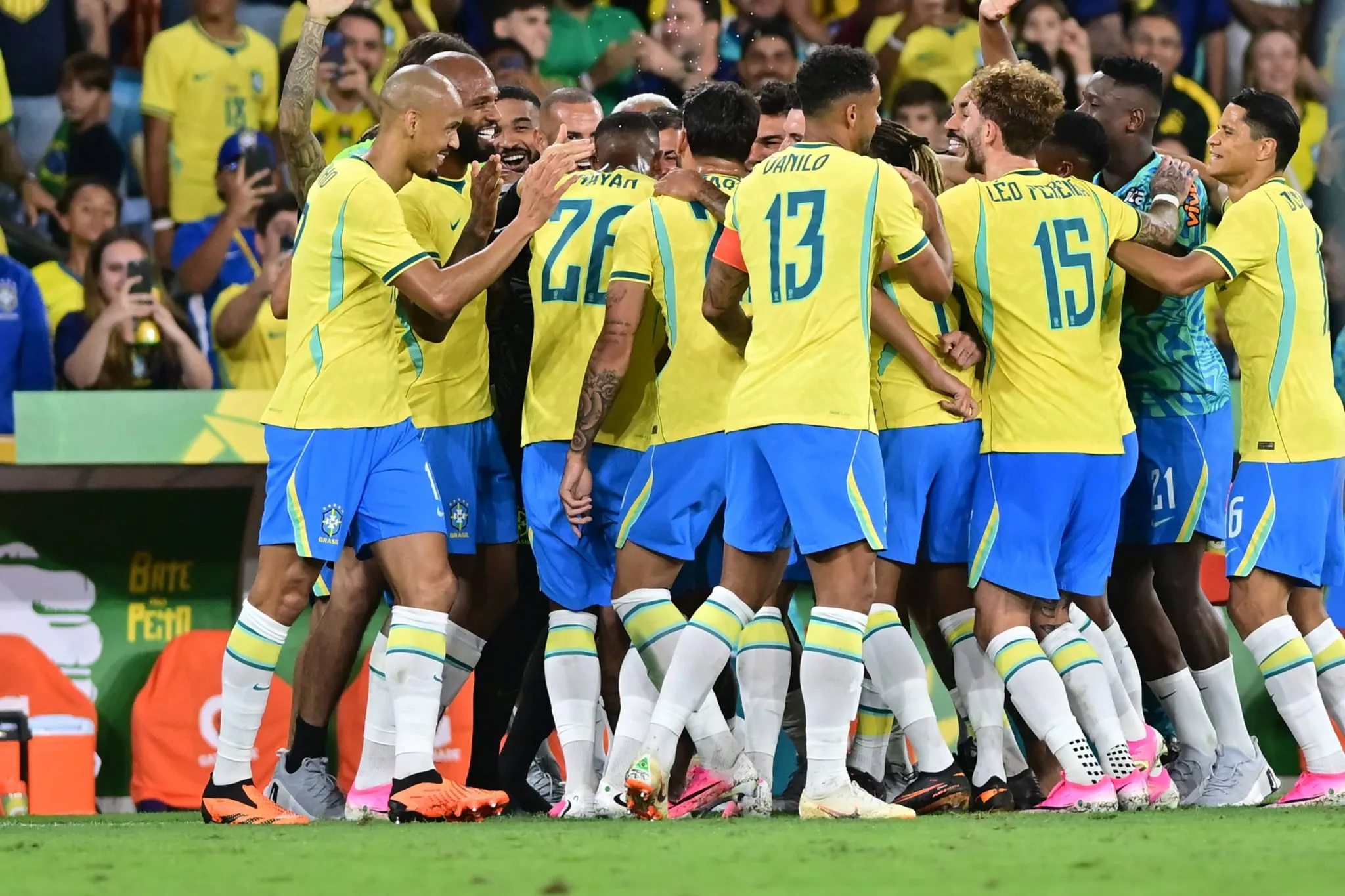 Reservas do Brasil ampliam goleada sobre o Panam&aacute; no Maracan&atilde; 