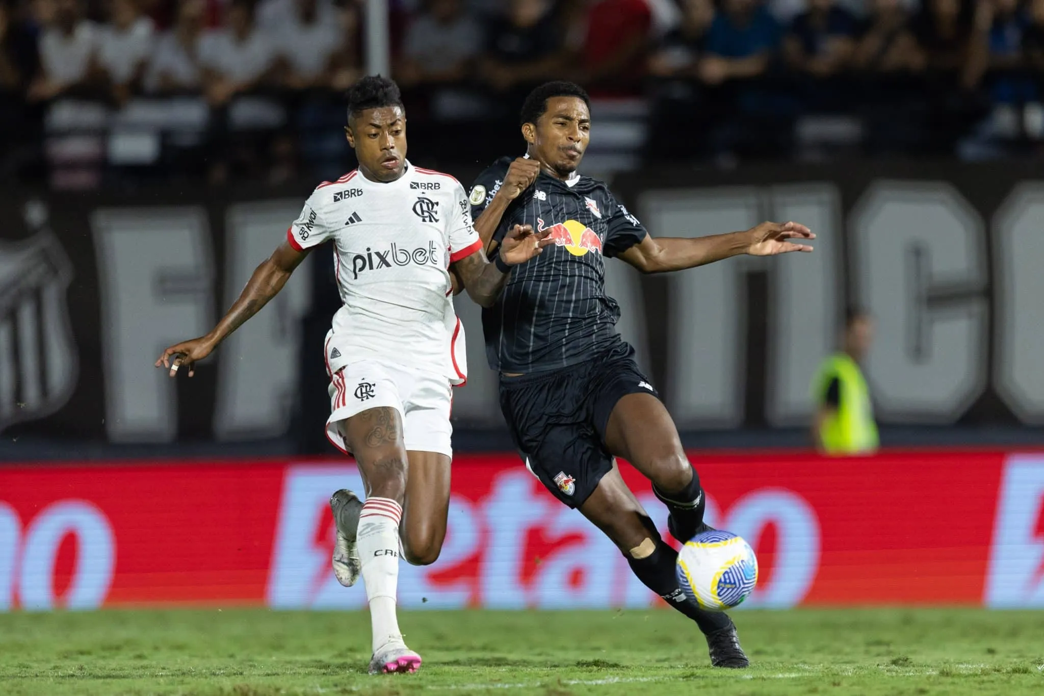 Flamengo segue inconstante, mas mostrou poder de rea&ccedil;&atilde;o no empate contra o Bragantino