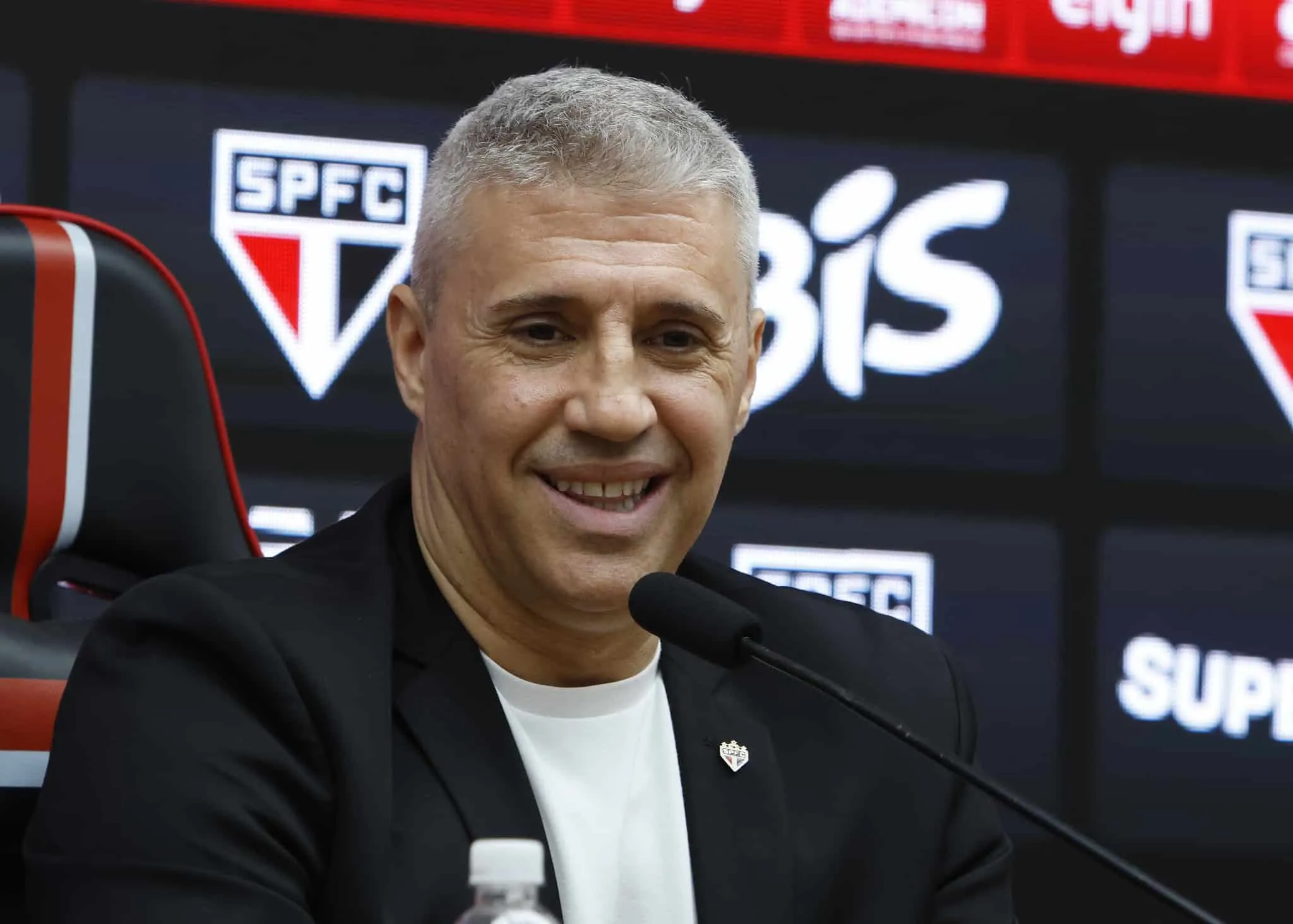 Crespo manda recado e &eacute; &uacute;ltima esperan&ccedil;a para jogador arquivado no S&atilde;o Paulo