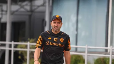 Obcecado por trabalho, Coudet conduz um Internacional que tem o melhor aproveitamento entre clubes da S&eacute;rie A em 2024