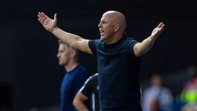 Zero refor&ccedil;o e algumas sa&iacute;das: t&eacute;cnico do Liverpool defende postura na janela
