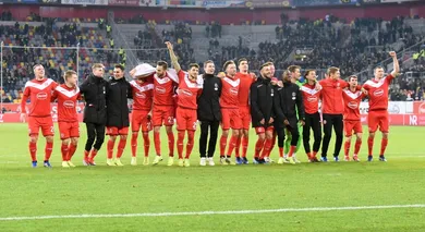 Uma atua&ccedil;&atilde;o impec&aacute;vel do Fortuna encerrou a invencibilidade do Dortmund na Bundesliga