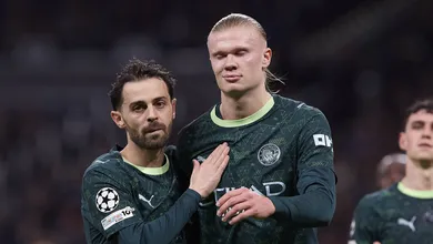 Estrela do City revela maior sonho, planos para ser treinador e melhor amigo no futebol