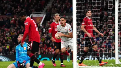Empurrado pela torcida, Sevilla honrou sua hist&oacute;ria na Liga Europa e despachou o Manchester United