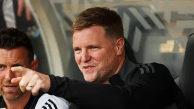 &lsquo;Perfeito para dupla com Isak&rsquo;: Eddie Howe quer atacante brasileiro no Newcastle