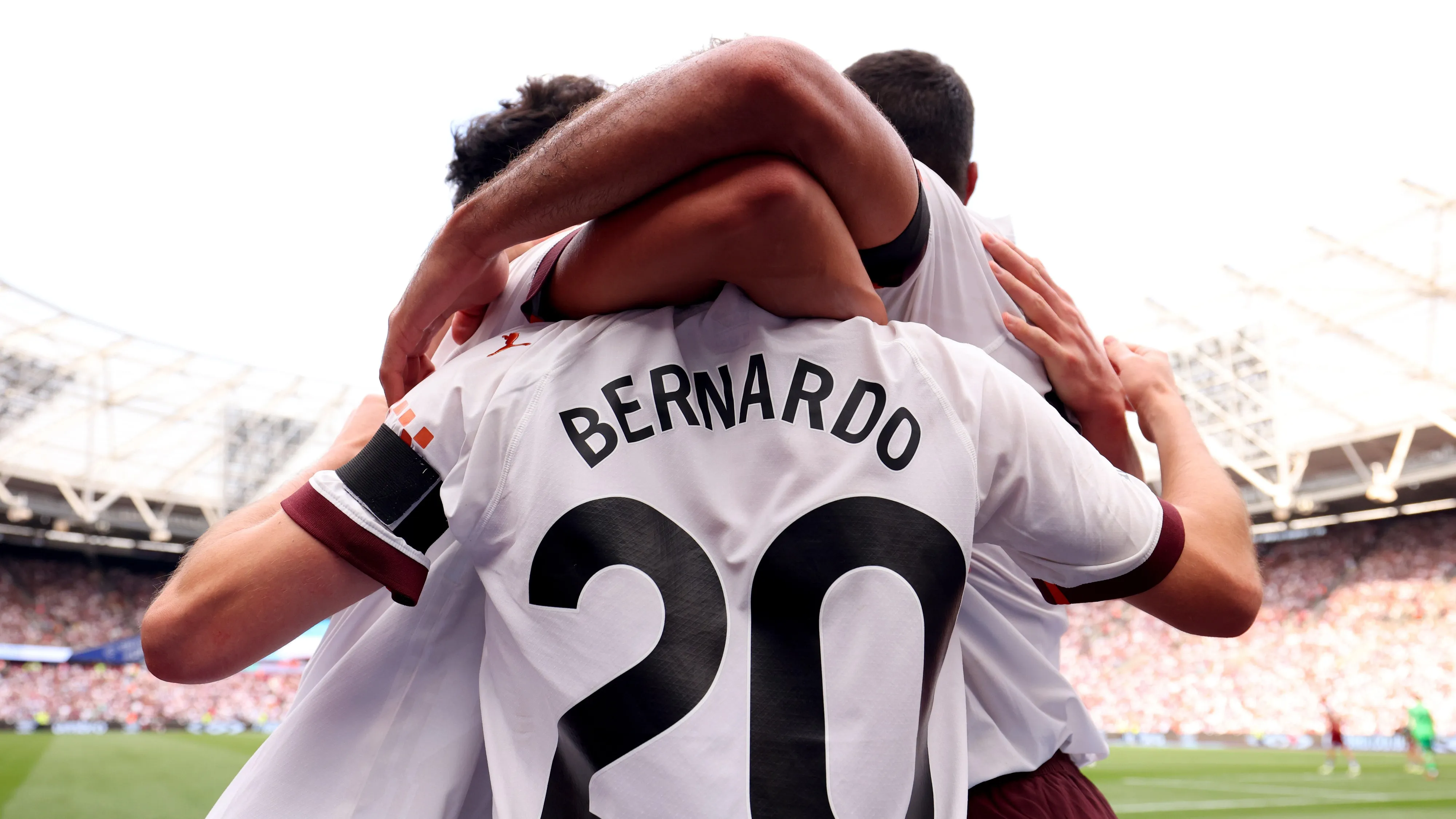 West Ham complicou como se esperava, mas o Manchester City venceu mesmo assim