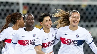 O PSG feminino deu uma aula de Champions League para o masculino