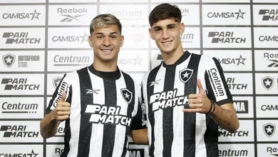 De olho no mercado sul-americano, Botafogo apresenta dois jovens uruguaios