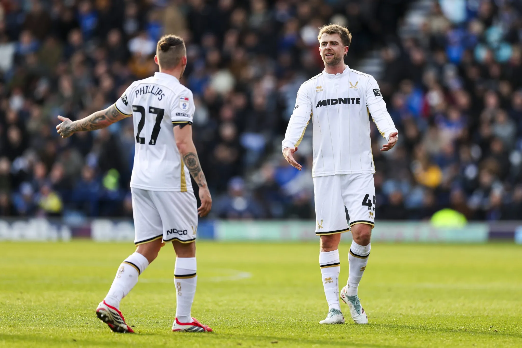 Kalvin Phillips e o amigo Patrick Bamford (Foto: Imago)