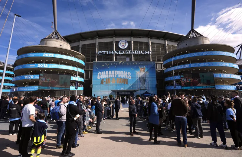 Fachada do Etihad Stadium, est&aacute;dio do City