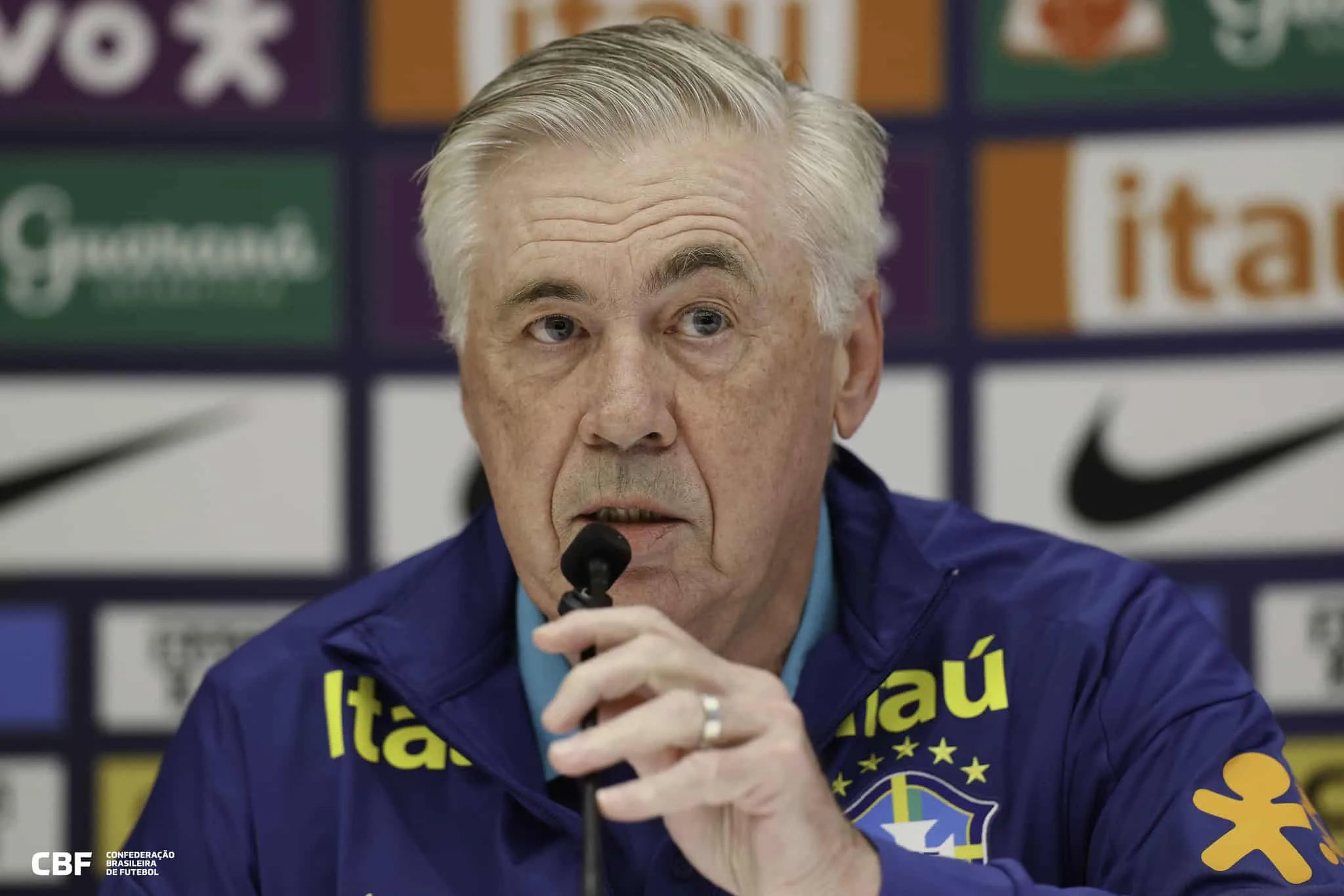 T&eacute;cnico da Argentina esbanja sinceridade sobre chegada de Ancelotti &agrave; sele&ccedil;&atilde;o: &lsquo;n&atilde;o h&aacute; quest&atilde;o&rsquo;