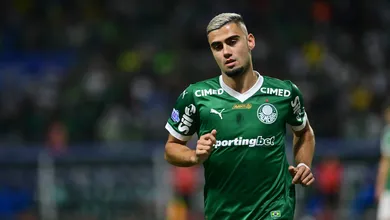 Andreas Pereira precisou de 15 jogos para fazer 4 fun&ccedil;&otilde;es no Palmeiras e virar pe&ccedil;a essencial