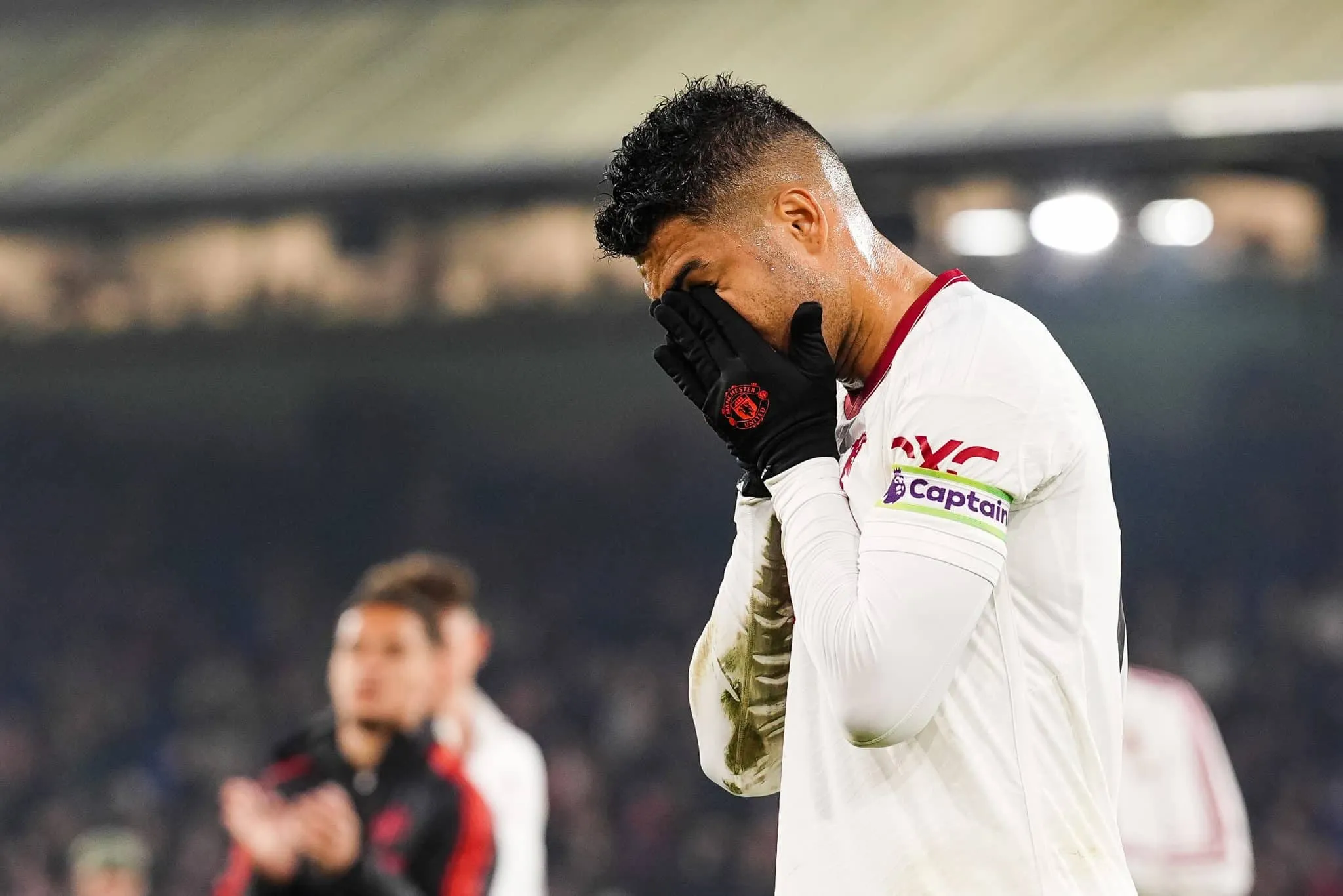 &Iacute;dolo do Liverpool detona Casemiro ap&oacute;s vexame do United: &lsquo;Precisa sair&rsquo;
