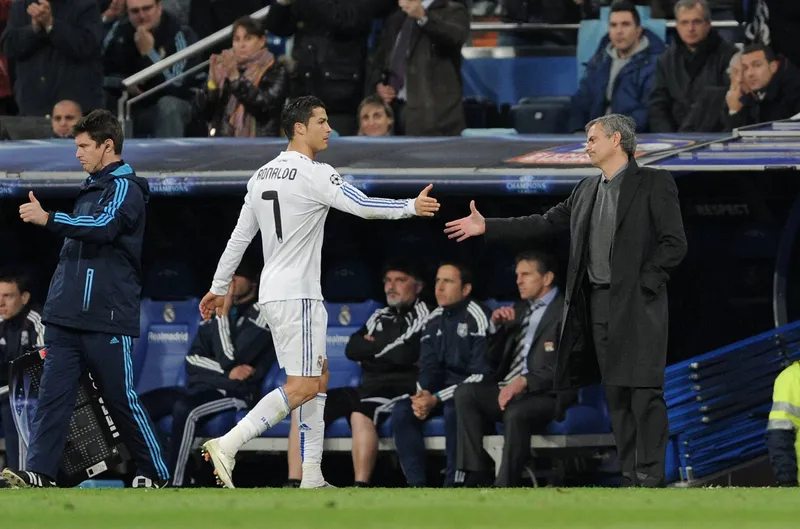 Cristiano Ronaldo e Jos&eacute; Mourinho nos tempos de Real Madrid