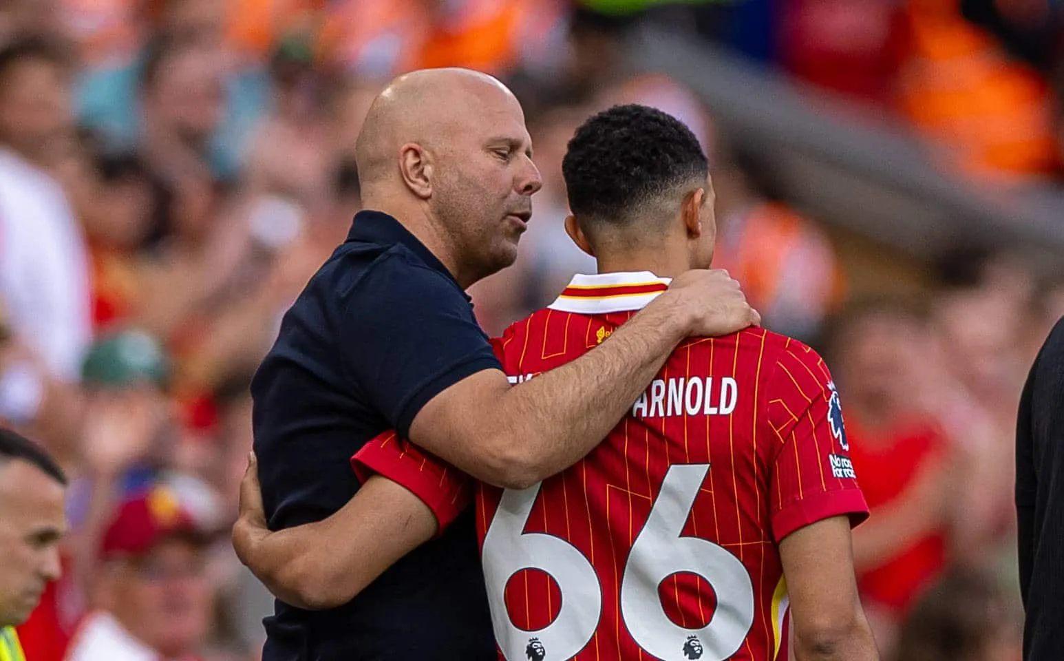Treinador &eacute; sincero sobre Arnold no Liverpool: &lsquo;Podia ter feito mais&rsquo;